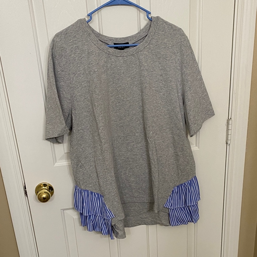 L.N.V Feminine Gray Cotton Blend Casual Top with ruffles- Size 2X